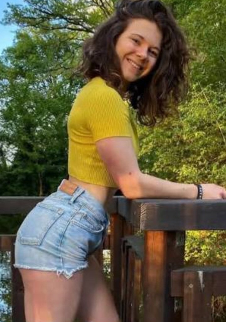 Screenshot_20251005_172759_Samsung Internet.jpg