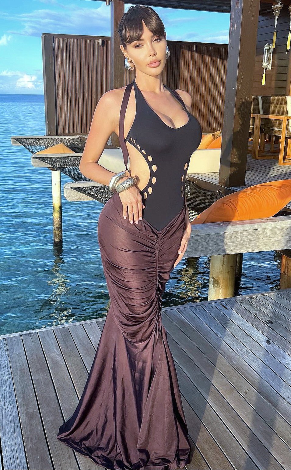 nabilla_20230321_p_3063360700384110170_3_3063360694654609349.jpg