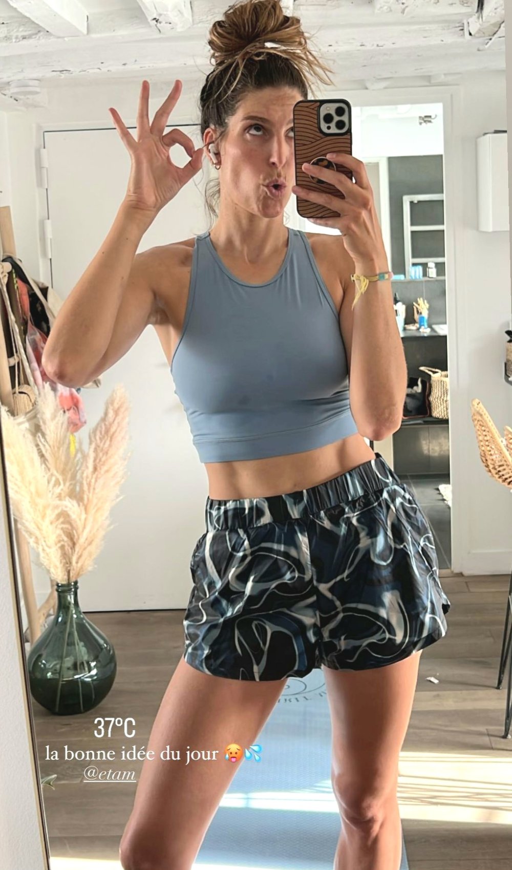 laurythilleman_20220720_STORIES_2886385949247062262_8_2863473357921589010.jpg