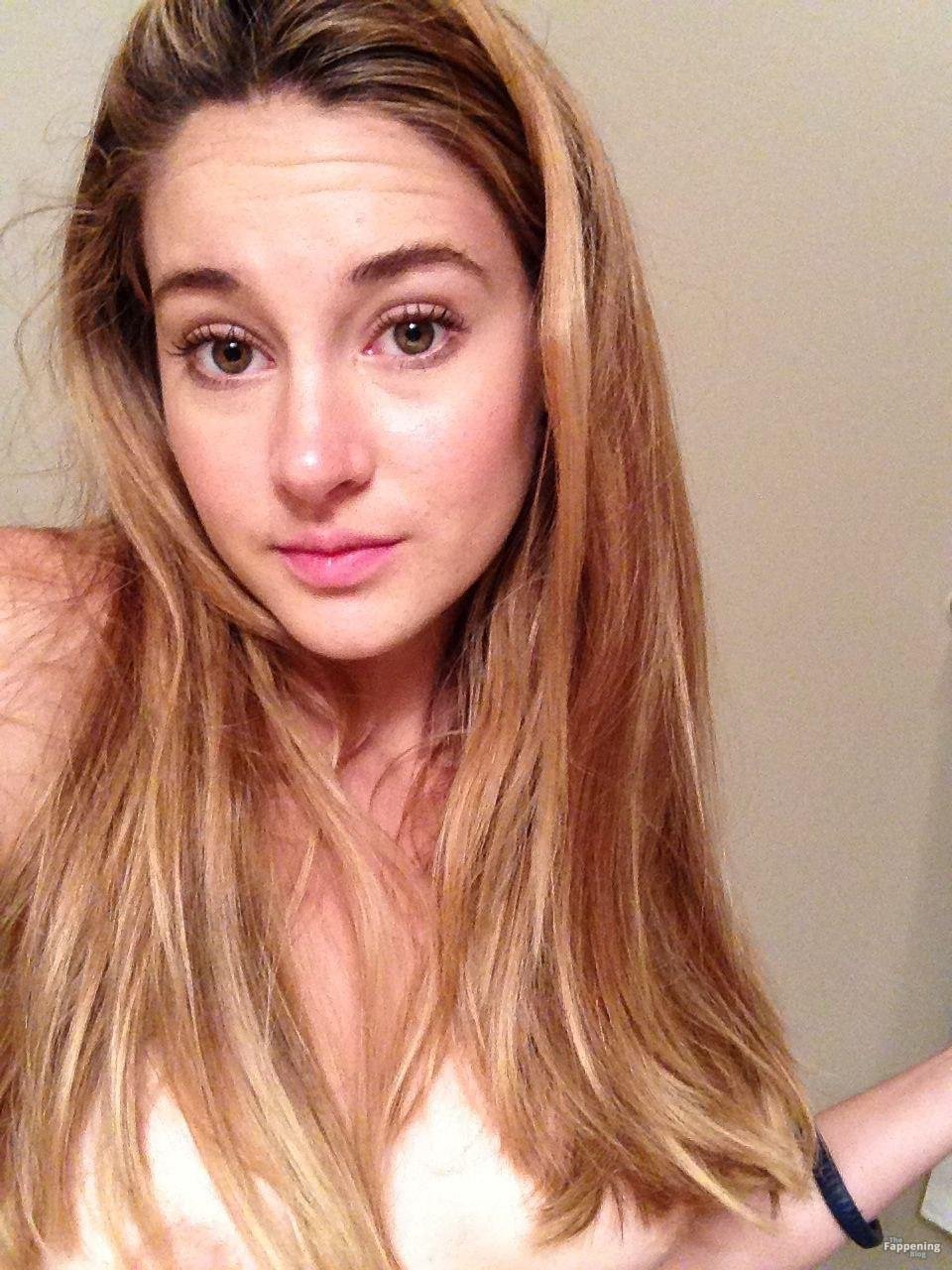 Shailene-Woodley-Nude-1-The-Fappening-Blog.jpg