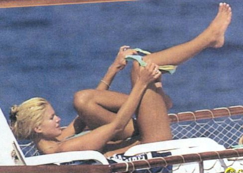 338967978_victoriasilvstedtma10.jpg