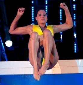 Laury-Thilleman-Feet-914738.jpg