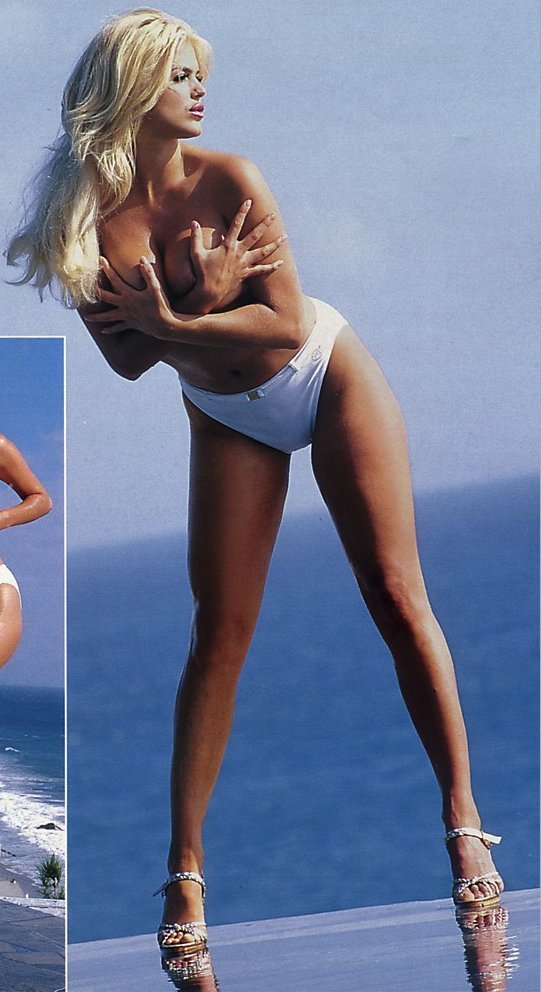 307661464_victoriasilvstedtjc02.jpg