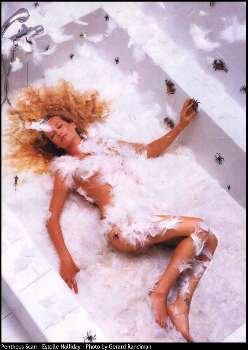 Estelle Lefebure Sexy 20.jpg