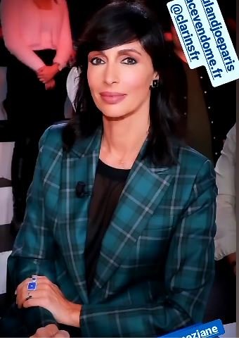 Geraldine Maillet Sexy 27.jpg