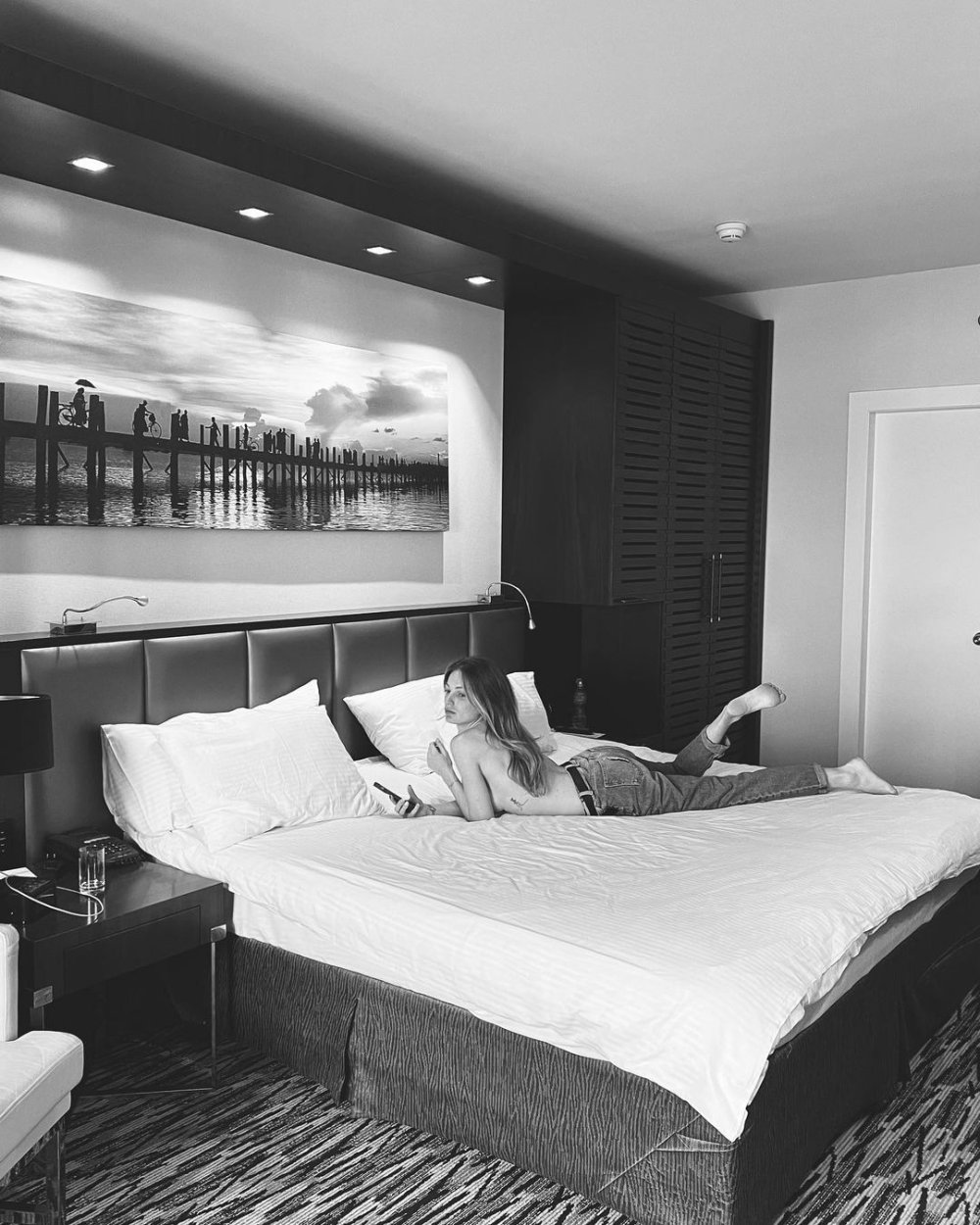 Fiona Deshayes Sexy 23.jpg