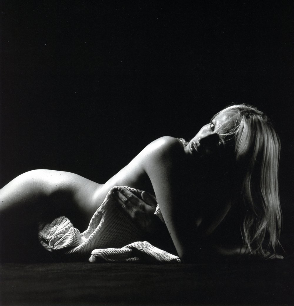 Estelle Lefebure Sexy 24.jpg