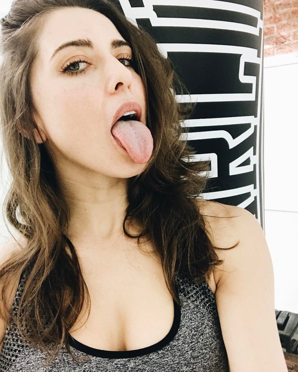 erikasanzmoreno_20170503_p_1506396613861816176_1_1506396613861816176.jpg