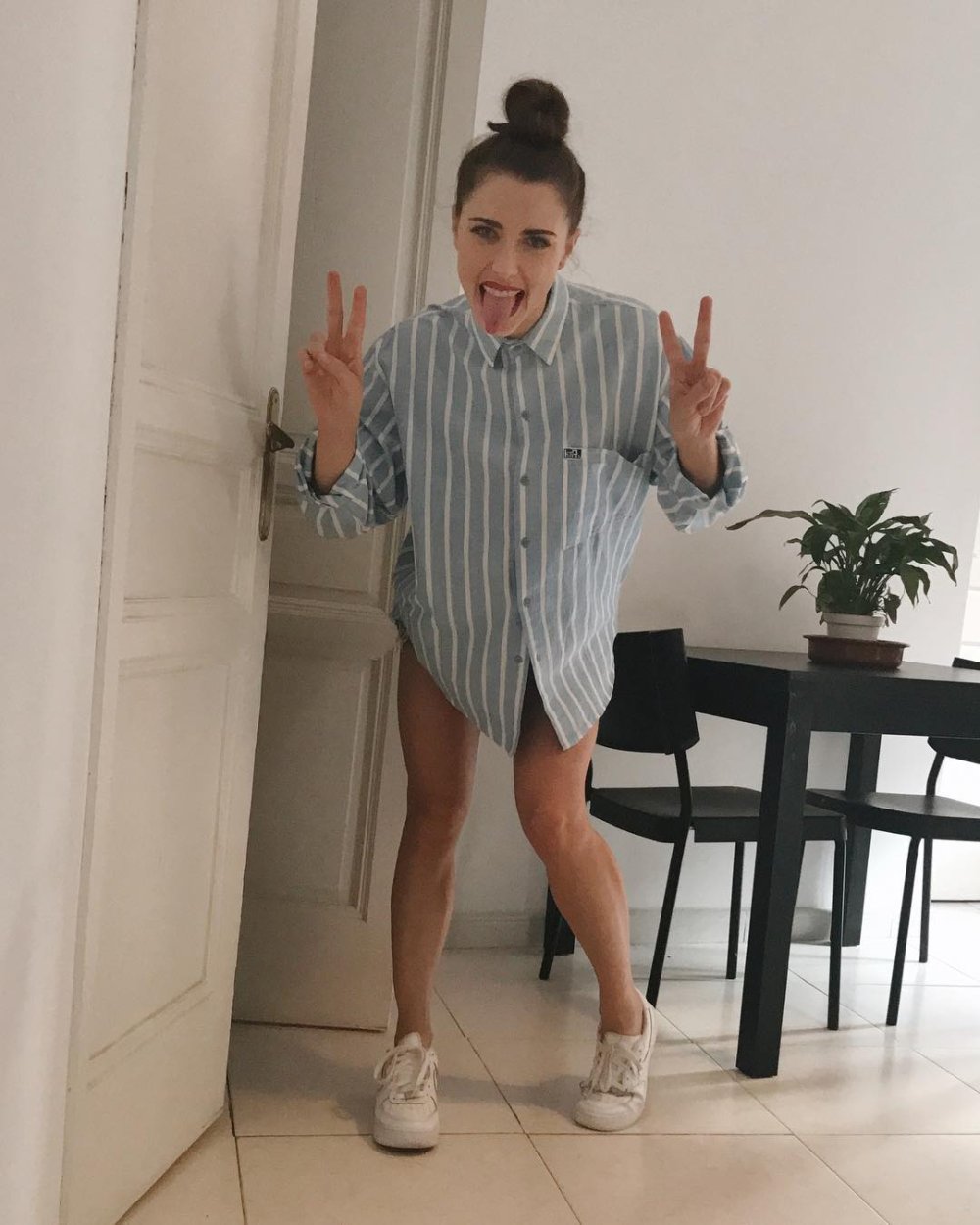erikasanzmoreno_20170531_p_1527014041499079117_1_1527014041499079117.jpg