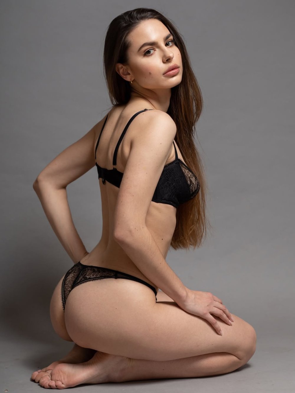 Feminist, confidence and sensual elegance ✨ Meet our newest creator @stay_with_vili and her neve.jpg