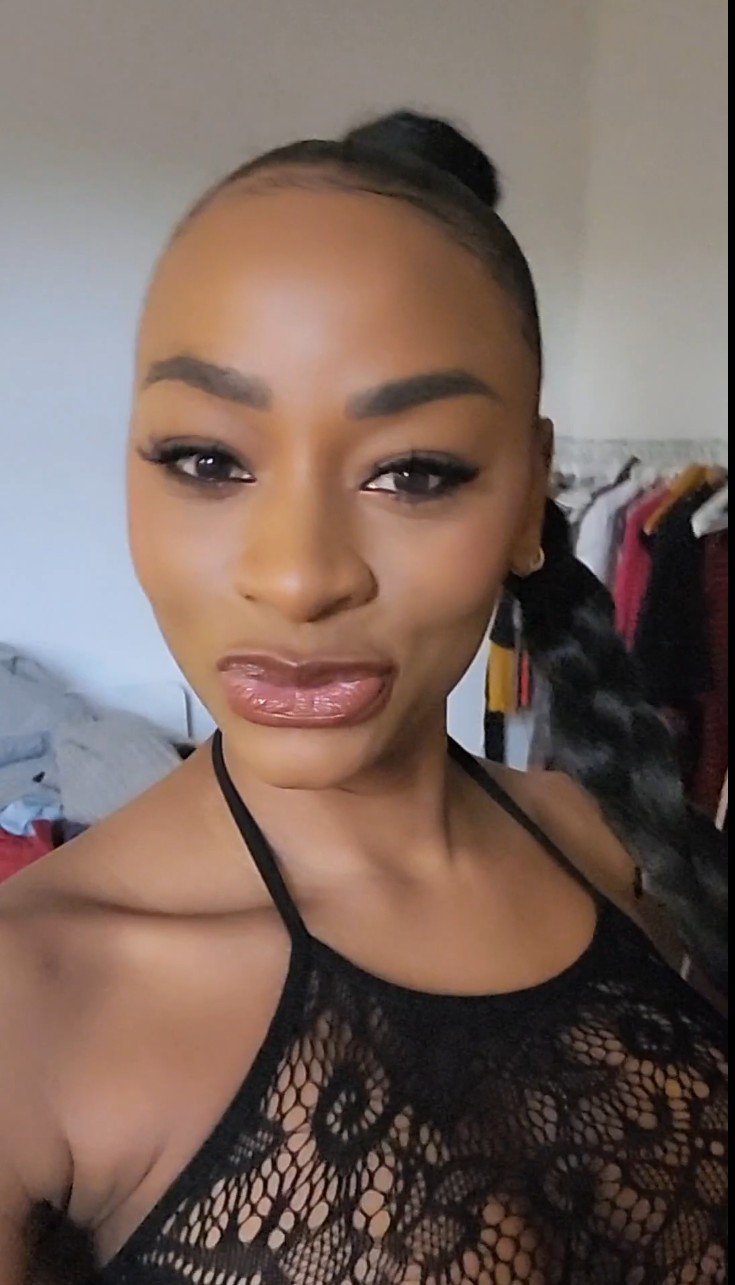 #26 Malia Lenoir • Gros Gode Noir2.jpg