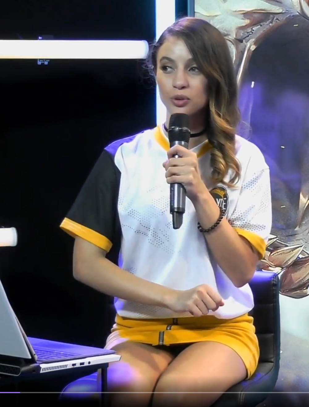 Laure Bulii Valee 03.png