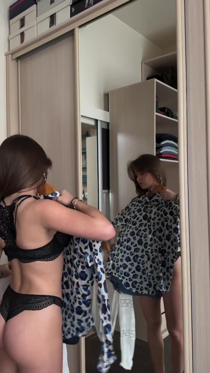 Vos dimanche les plus doux en tenue RougeGorge. 💚 Pyjama GRAMMY vert forêt à l’imprimé … sauva...jpg