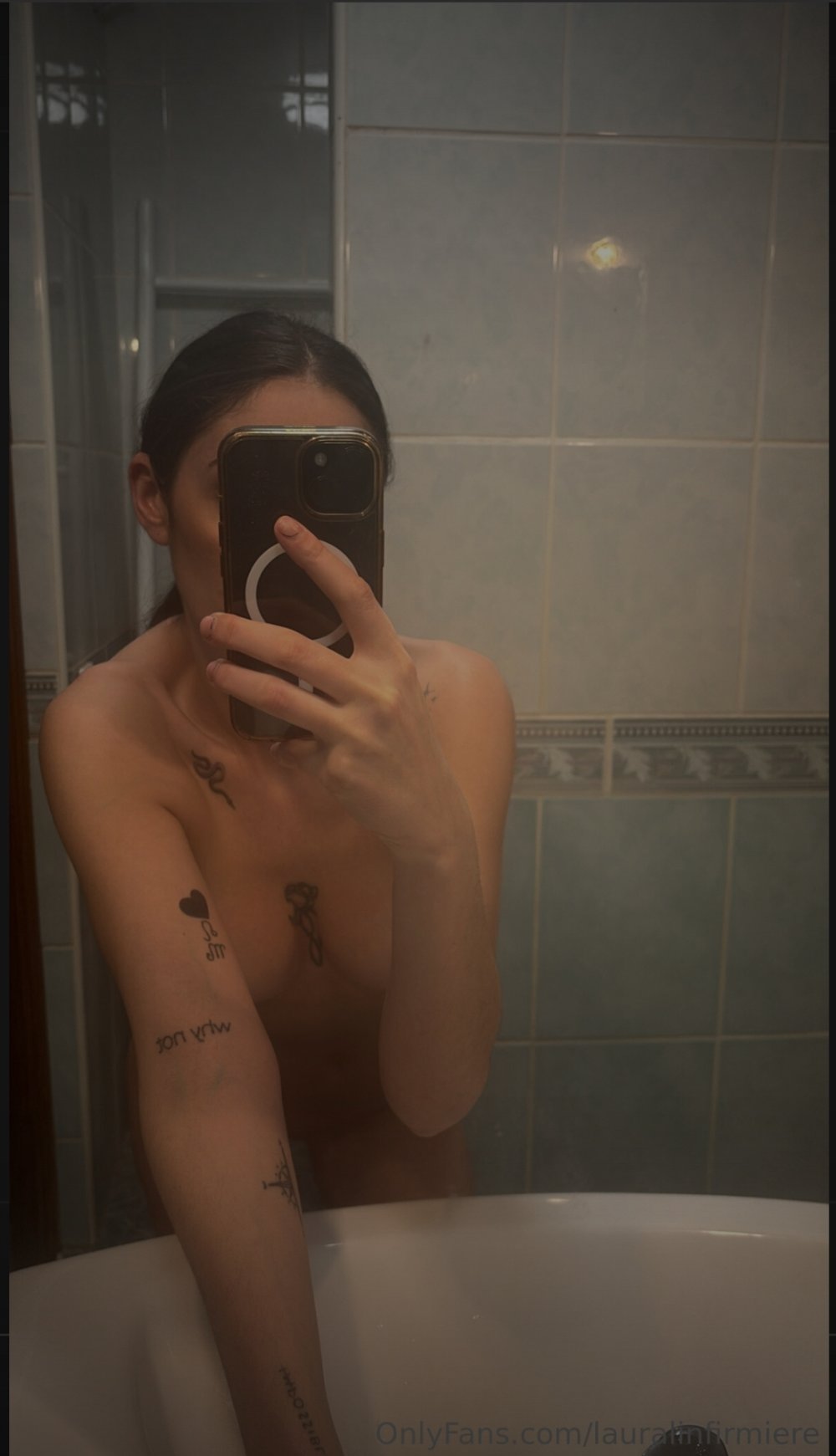 Screenshot_20250218_211410_Samsung Internet.jpg