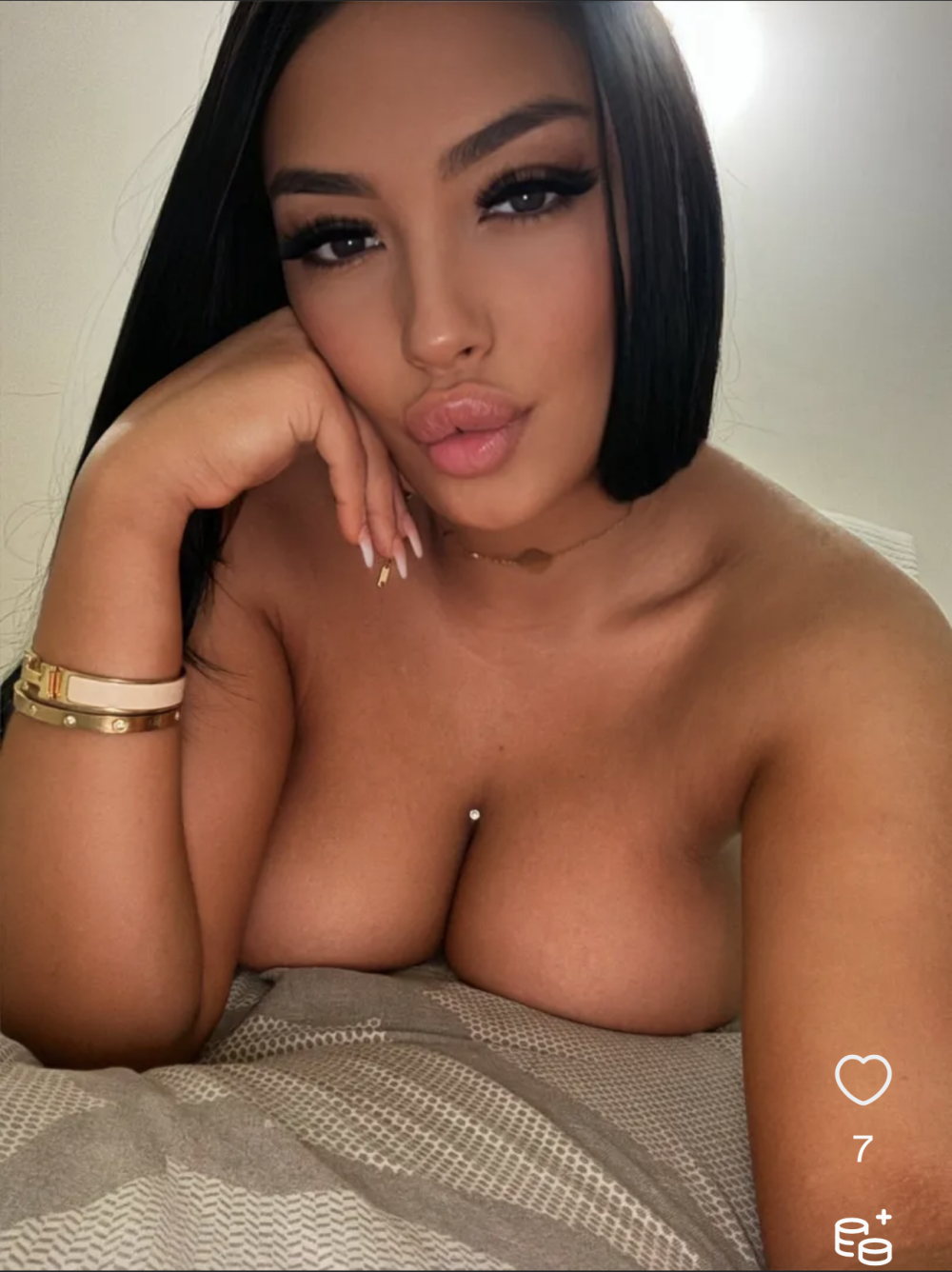 Sanalady • MYM.png