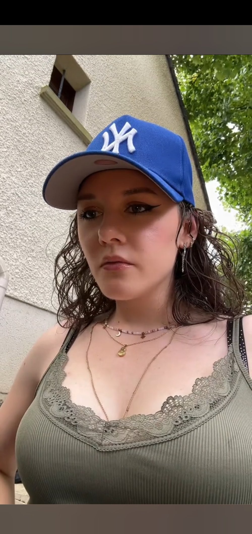 Screenshot_20260424_123027_Samsung Internet.jpg