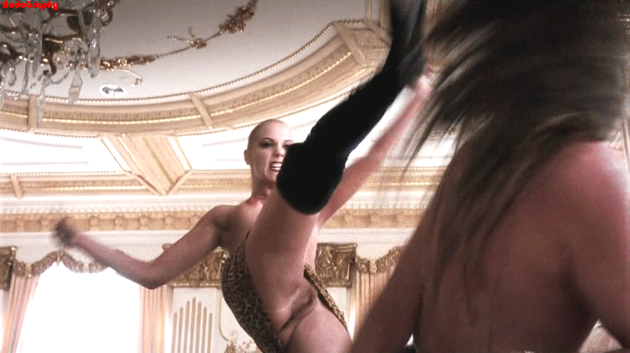 Elizabeth_Berkley-Showgirls-HDTV.gif