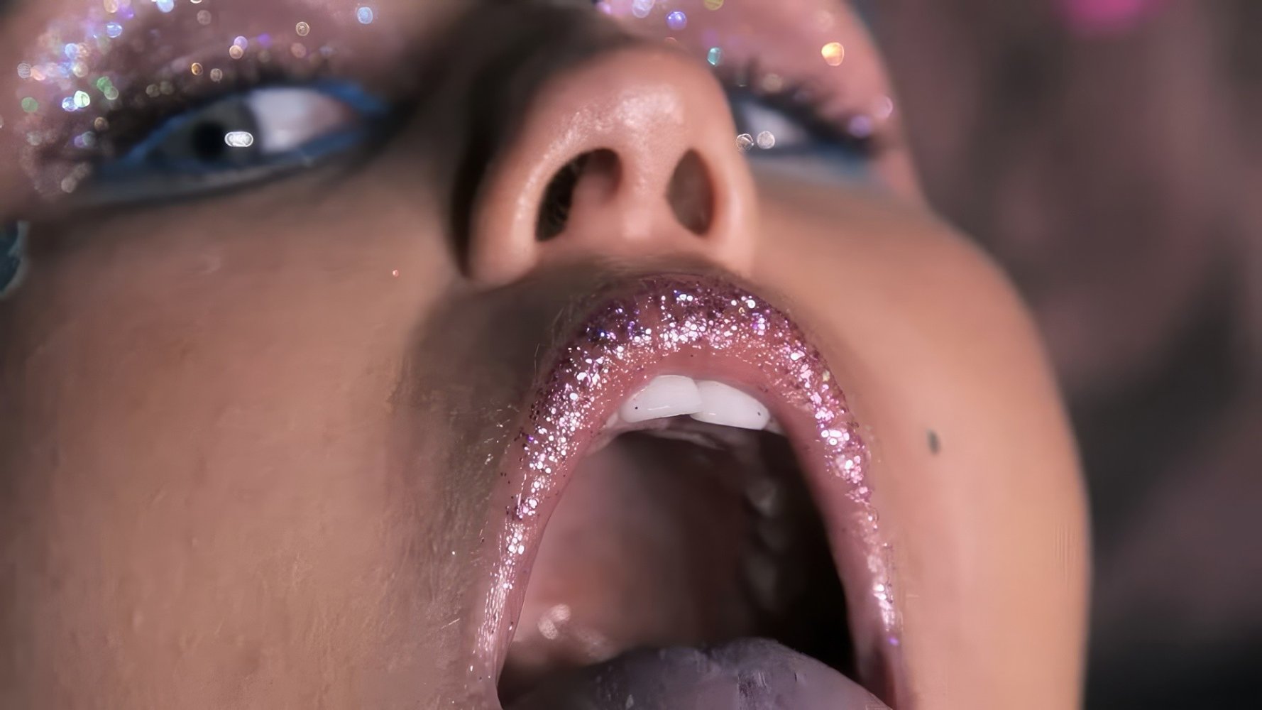 mileycyrus-doooit021.jpg