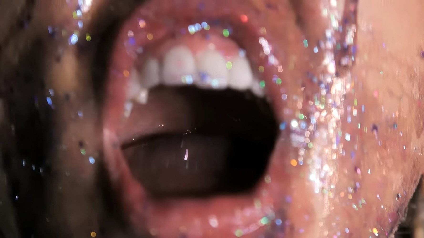 mileycyrus-doooit019.jpg