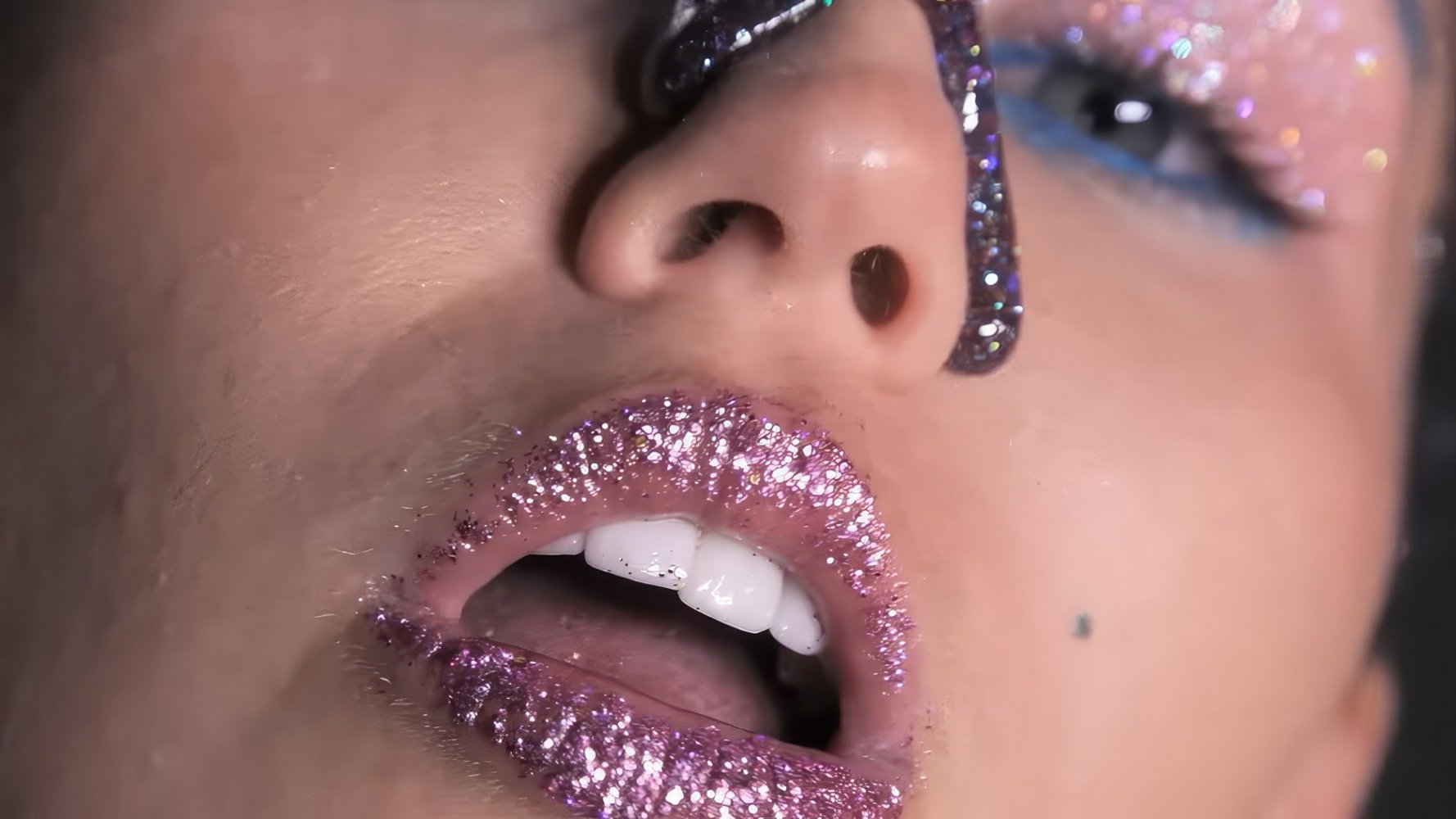 mileycyrus-doooit017.jpg