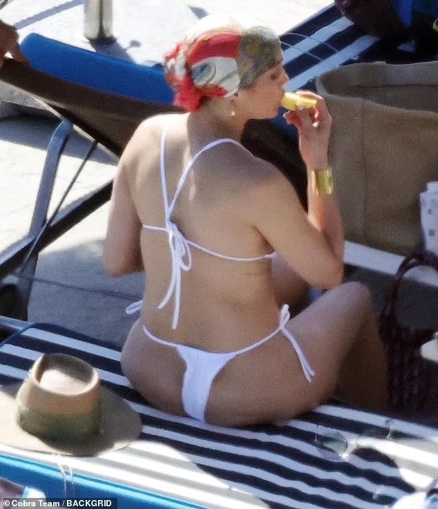 JLo_-_2023.08.10_-_010.jpg
