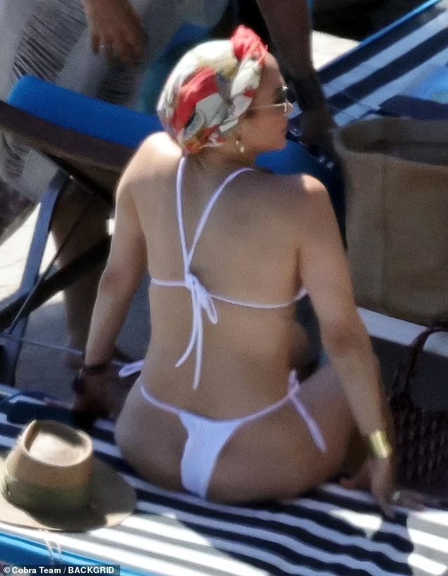 JLo_-_2023.08.10_-_009.jpg