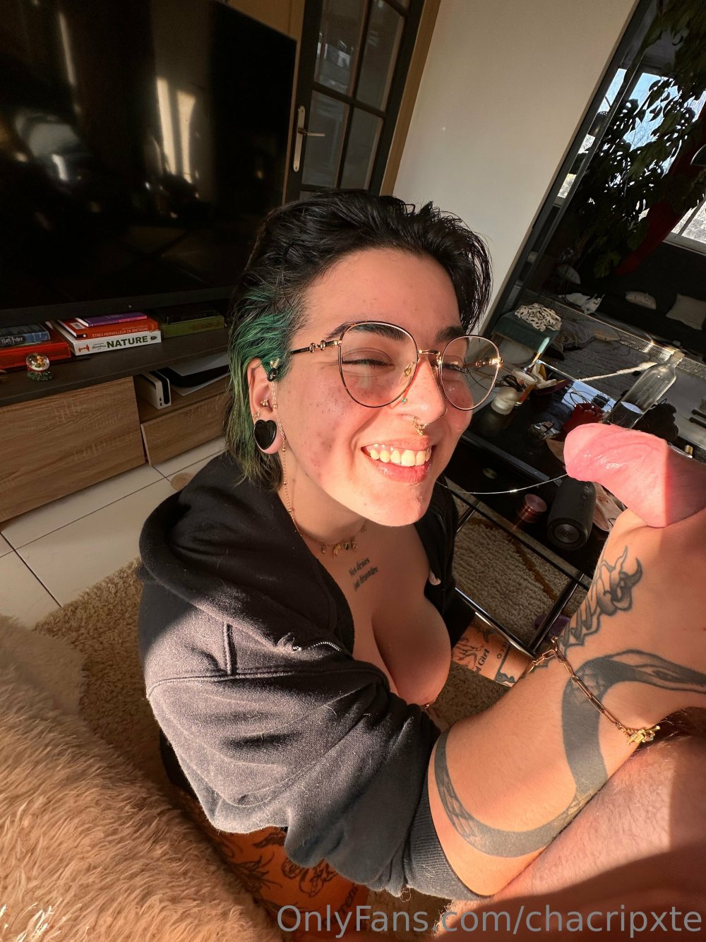 3024x4032_82a0904906f03509d2f083d91c84ef52.jpg