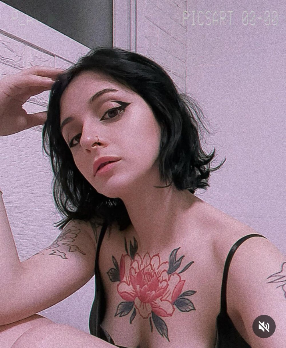 Screenshot_20231210_012949_Instagram.jpg