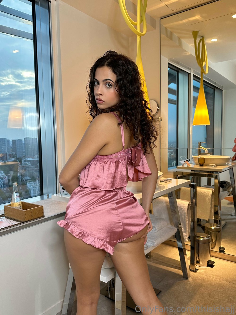 3024x4032_e05358ce4c6fc0c36bfe03c350447b0e (2).jpg