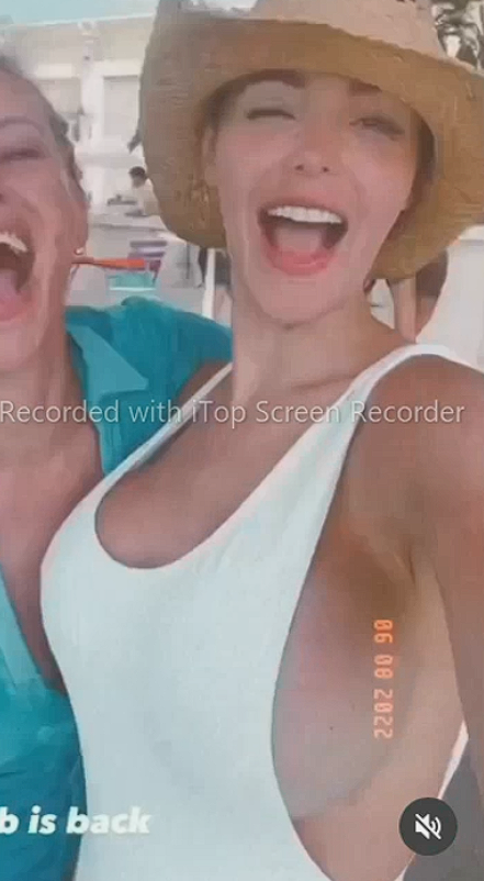 bbc228bd2d758b4b7241388841cdaaca.png