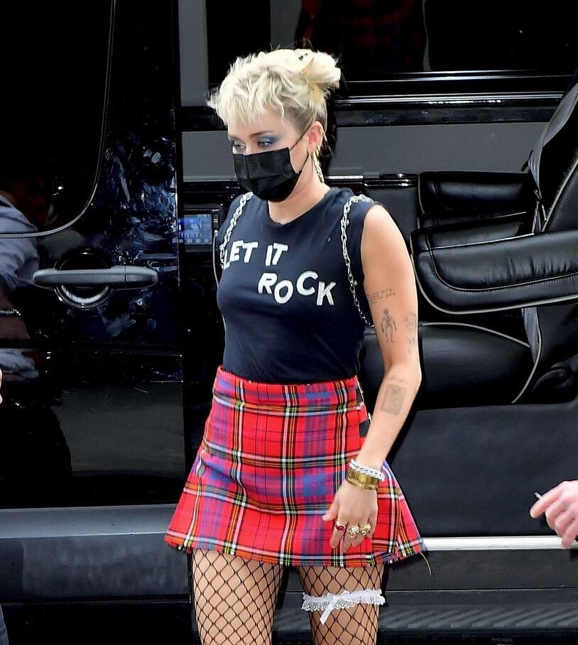 miley-cyrus-85.jpeg