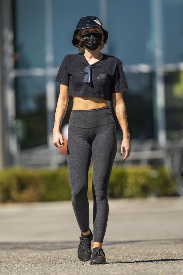 miley-cyrus-33.jpeg