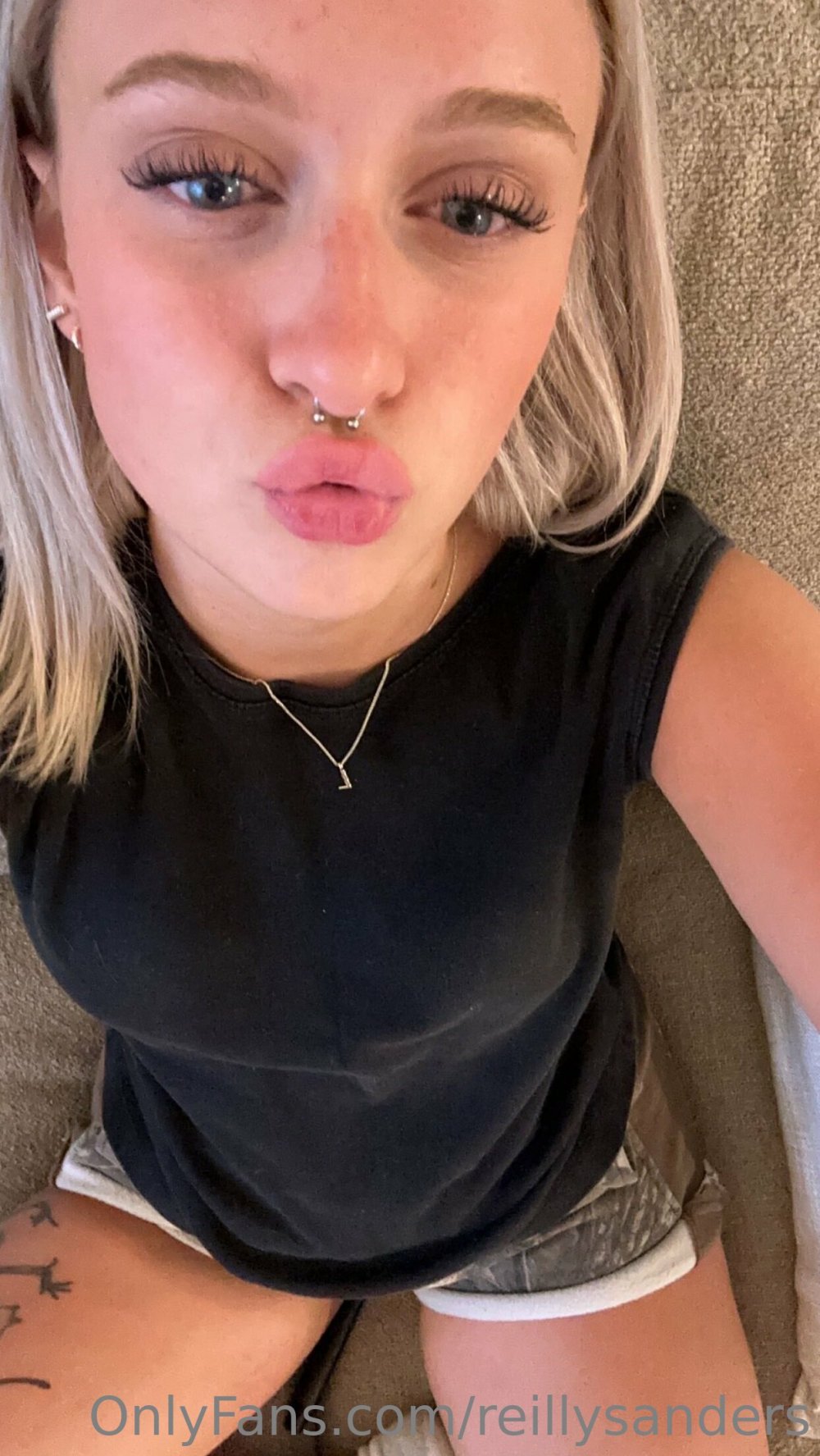 1244x2208_c6e632917bc5fde21657ebf2b24c20e6.jpg