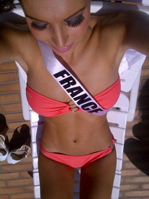 laury-thilleman-bikini.jpg