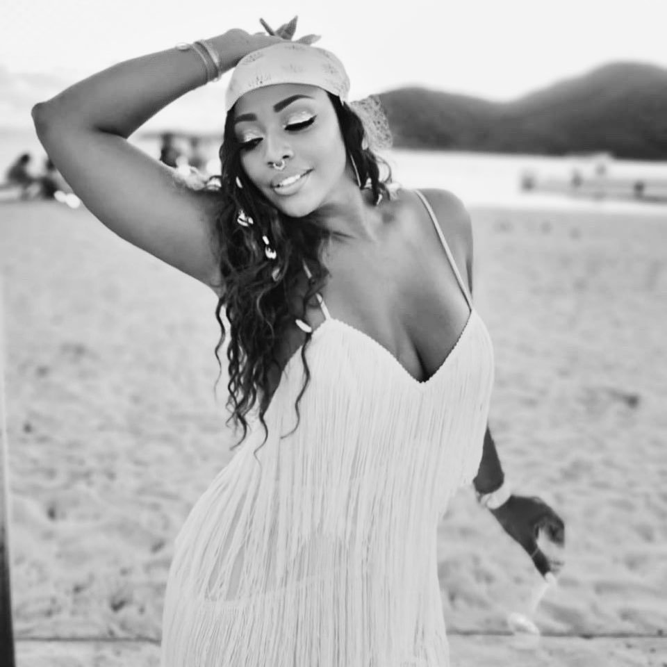 Ludivine 1c9b81481ff.jpg