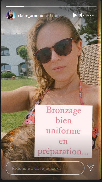 Claire Bikini 21.PNG