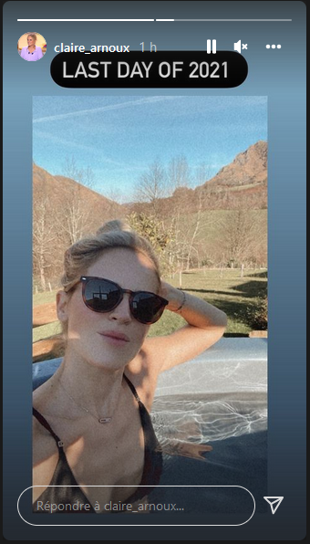 Claire Bikini 26.PNG