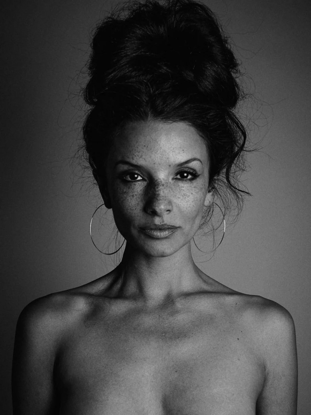 heard-you-like-sexy-girls-with-real-freckles-v0-g7dskegi2rib1.jpg