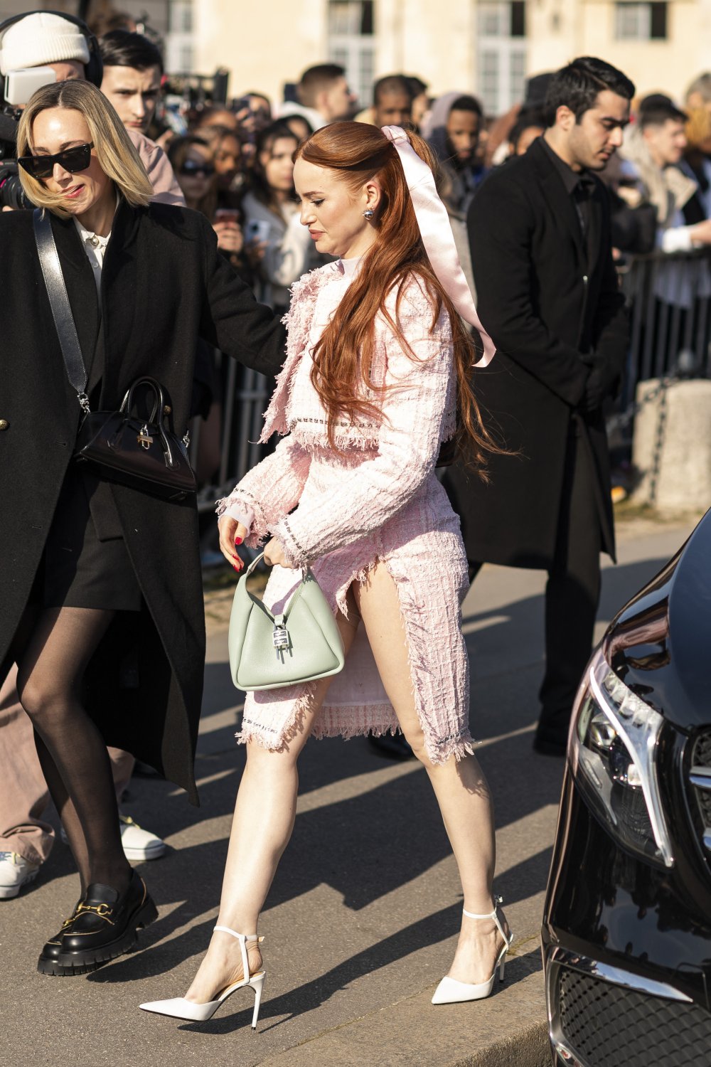 0302_PFW-Givenchy__7_.jpg