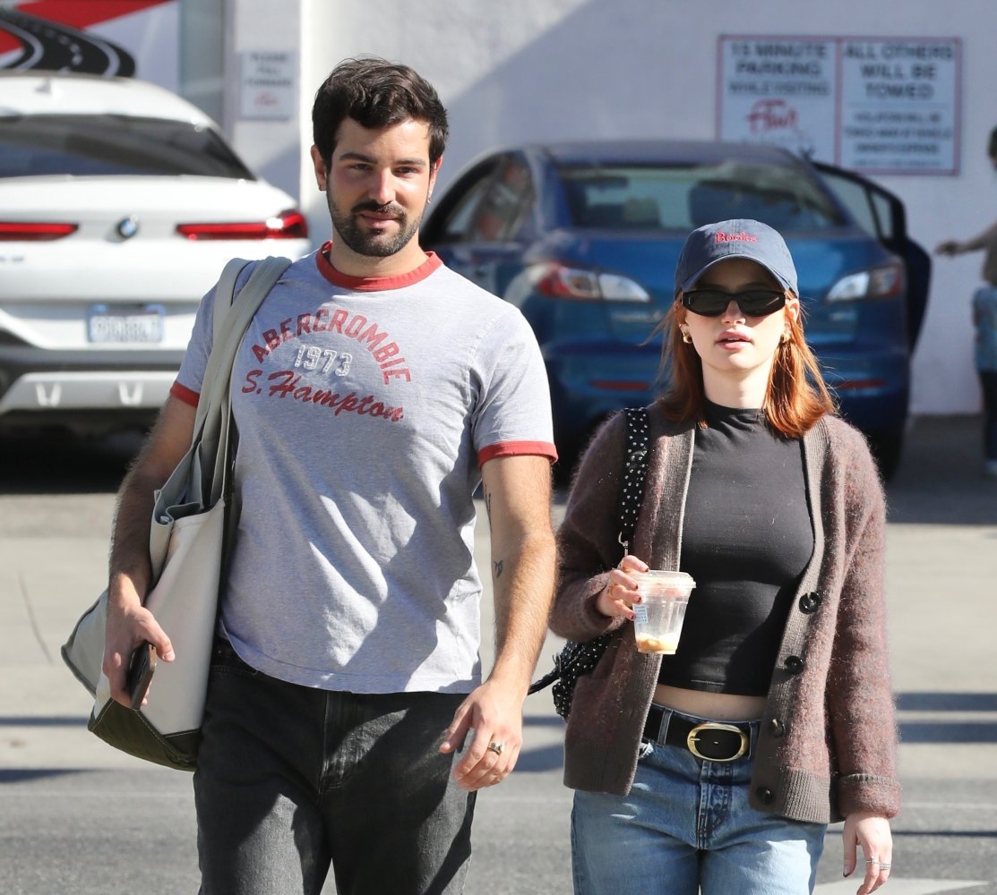 Madelaine_Petsch_out_at_Studio_City_Farmers_Market_11-10-2024__19_.jpg