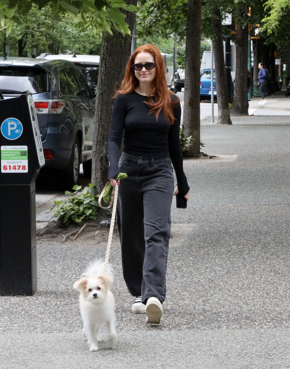 Madelaine_Petsch_walk_in_Vancouver_06-18-2023__16_.jpg