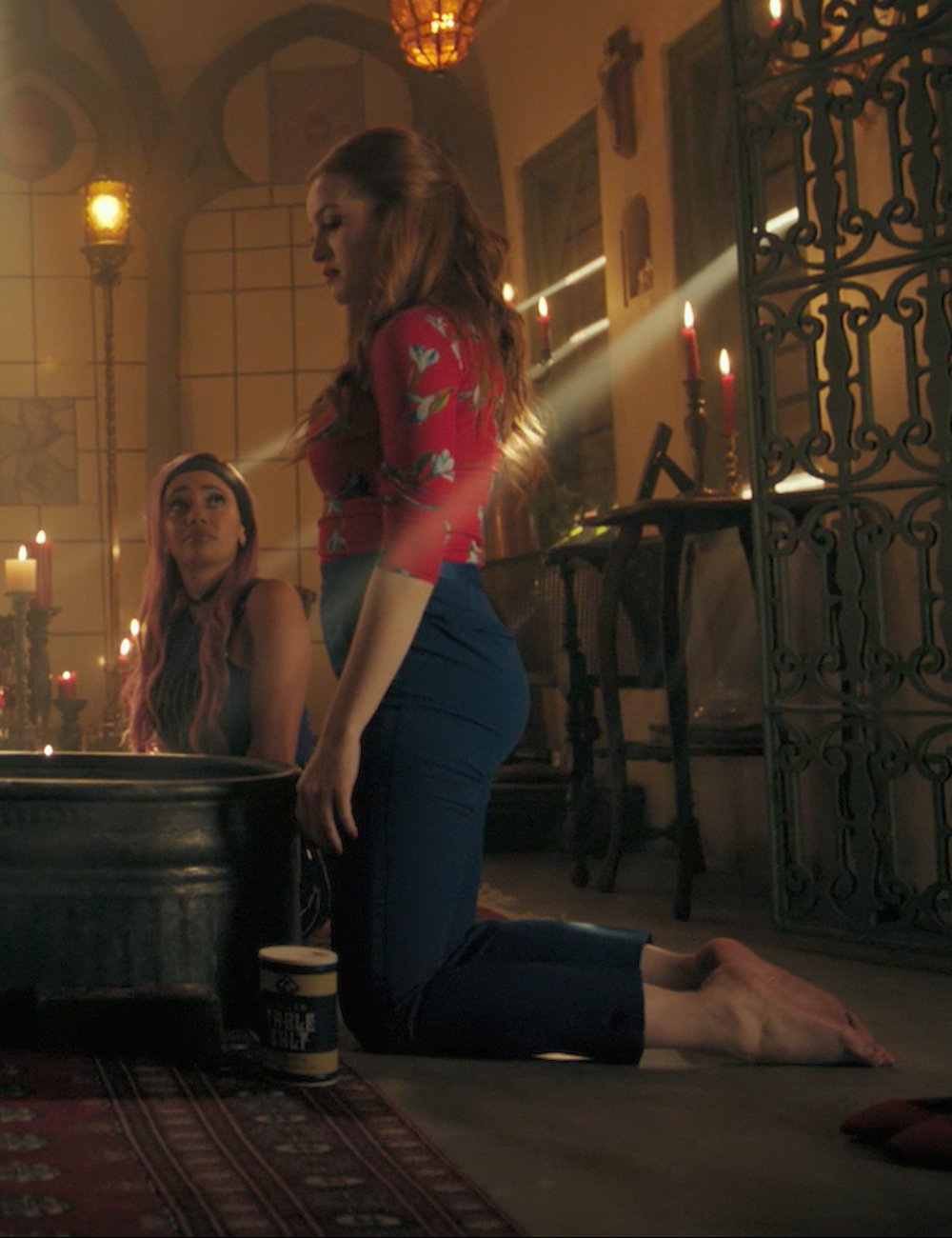 Madelaine-Petsch-Feet-4709394.jpg