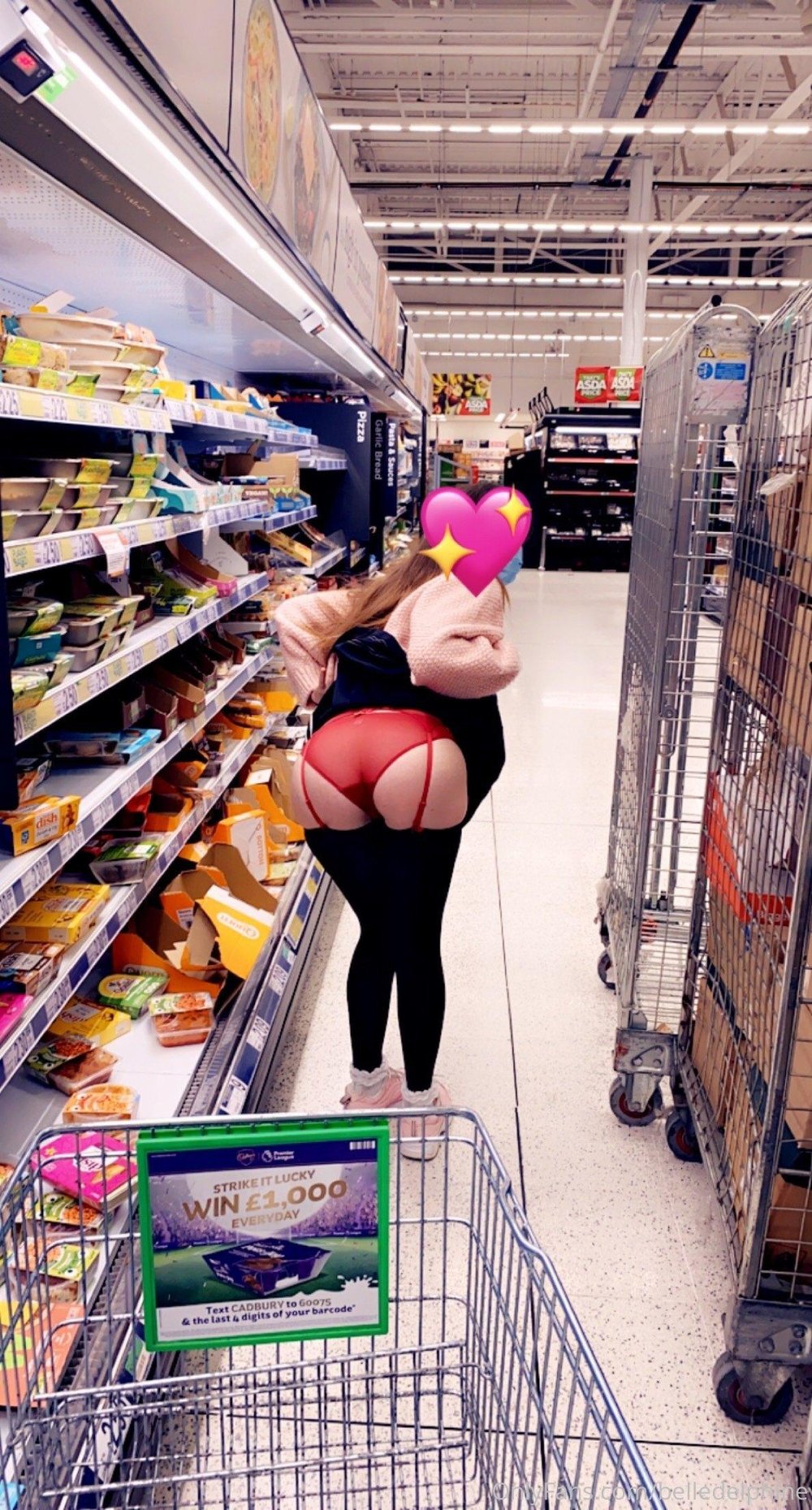belle_delphine_in_public_leaked_onlyfans_set-IHEUTE.jpeg