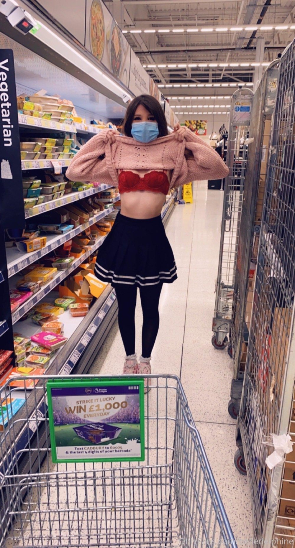 belle_delphine_in_public_leaked_onlyfans_set-CWVJVB.jpeg
