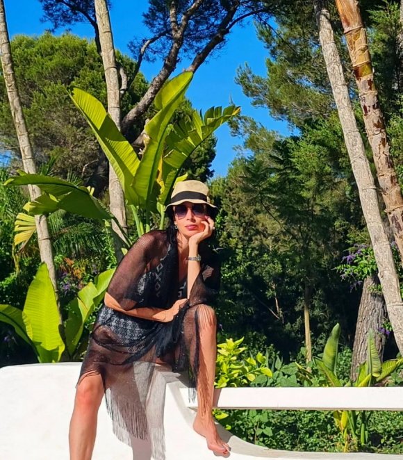 7185085-geraldine-maillet-en-vacances-a-ibiza-580x0-2 (1).jpeg