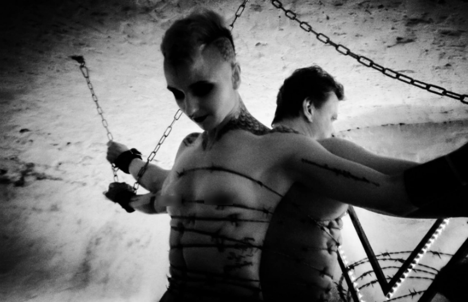 Léa Bdsm017.jpg