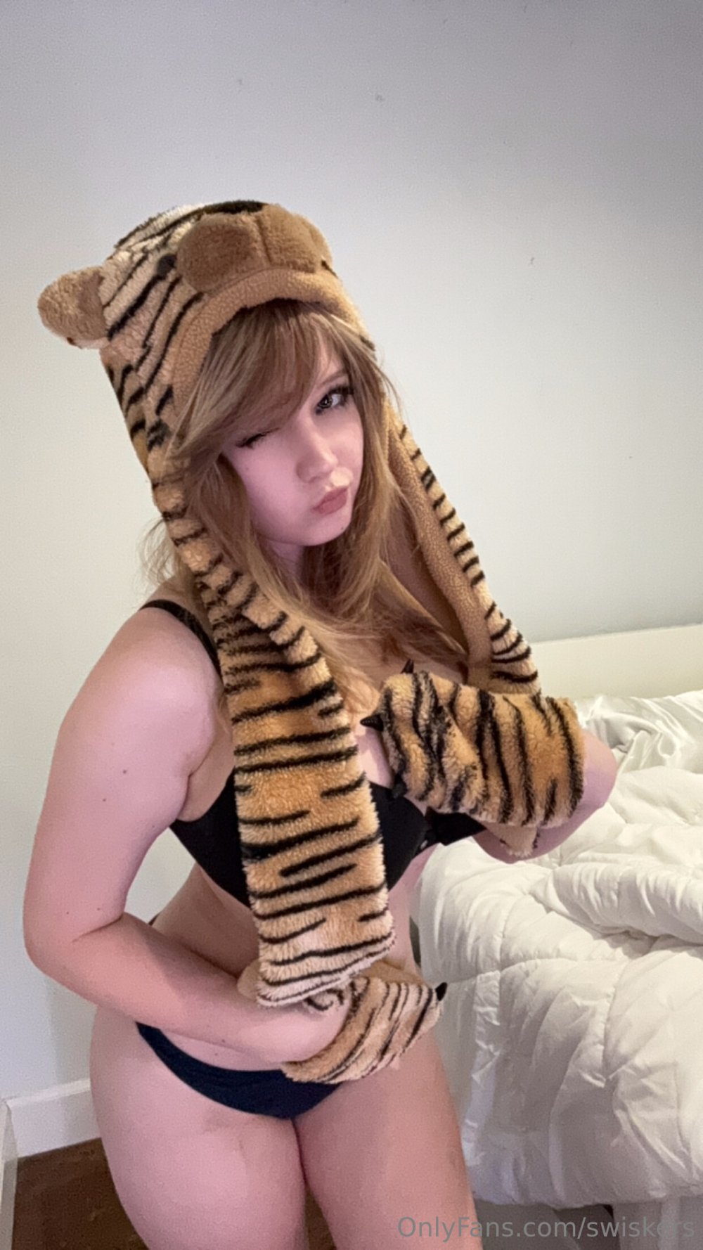 1242x2208_b126086fc5ba3ee6746fd8819d7227f0.jpg
