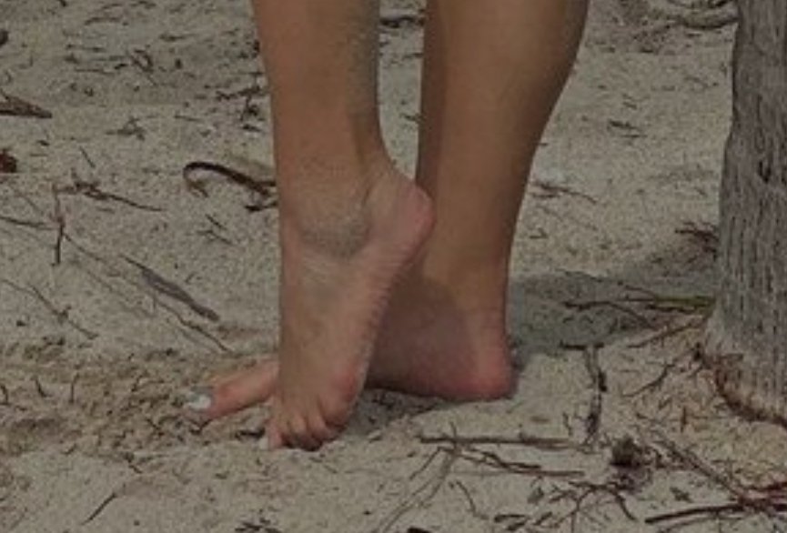 Lenna-Vivas-Feet-7259236.jpg