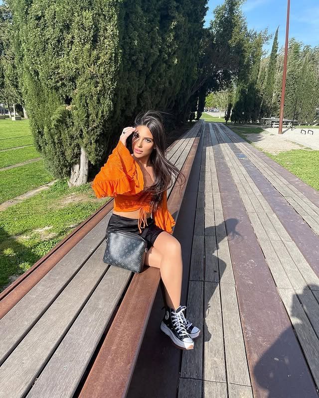 pt2_6815402461403164176515_1_8cb8a24c0fd11d25d96273b770330b7e.jpg
