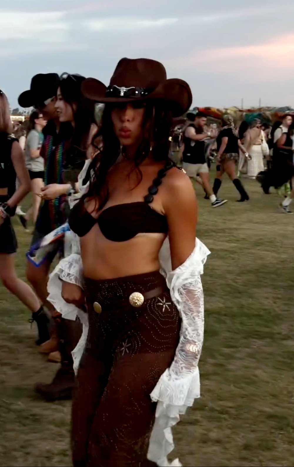 Screenshot_20250413-162048_Video Player.jpg